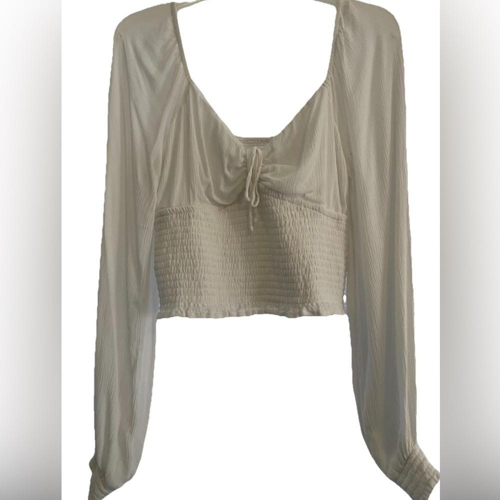 Hollister Women’s Long sleeve Cream Textured Top